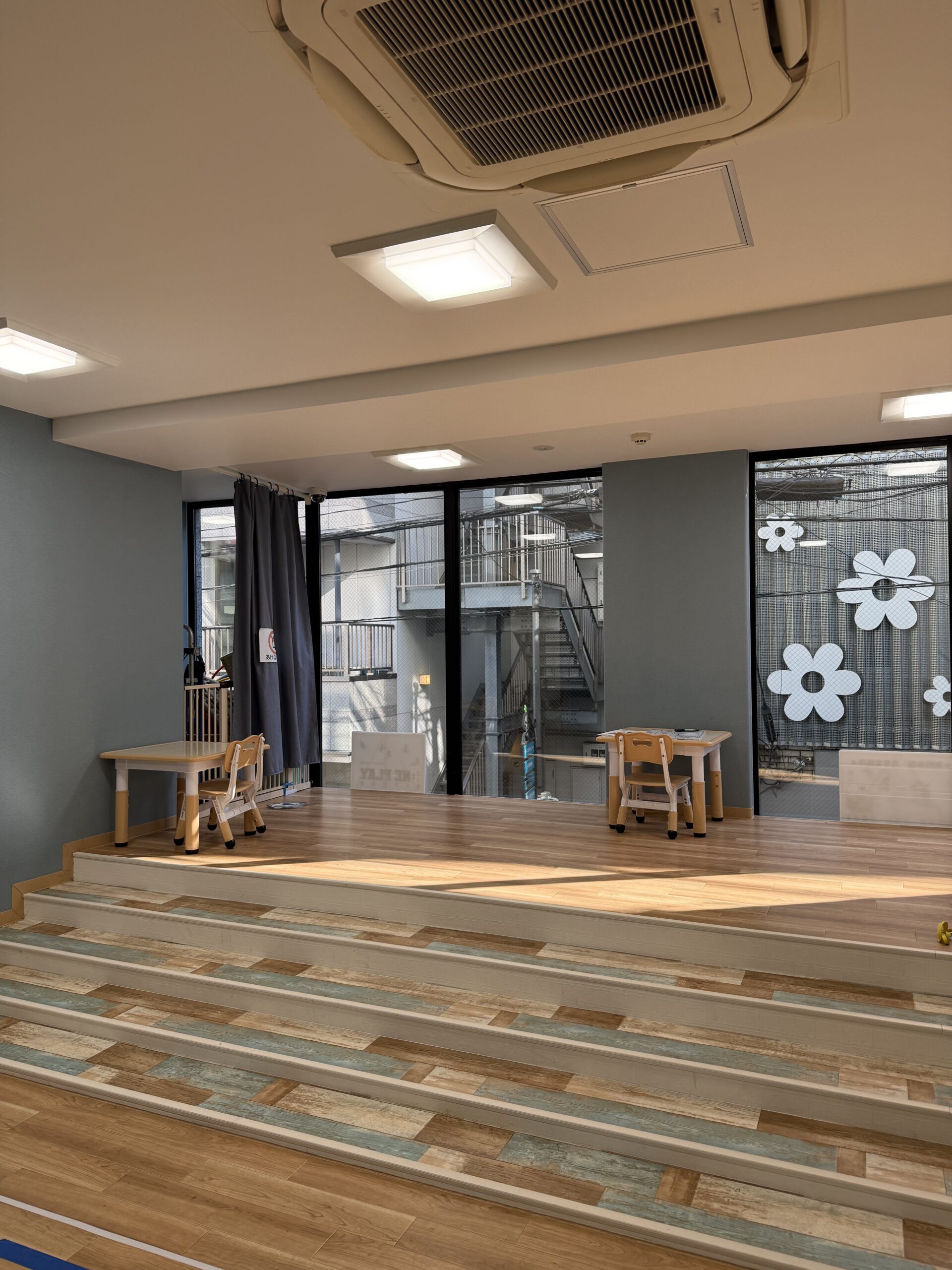 ONEPLAY.GIFTED横濱元町教室の一日がスタート！朝の情報共有とは