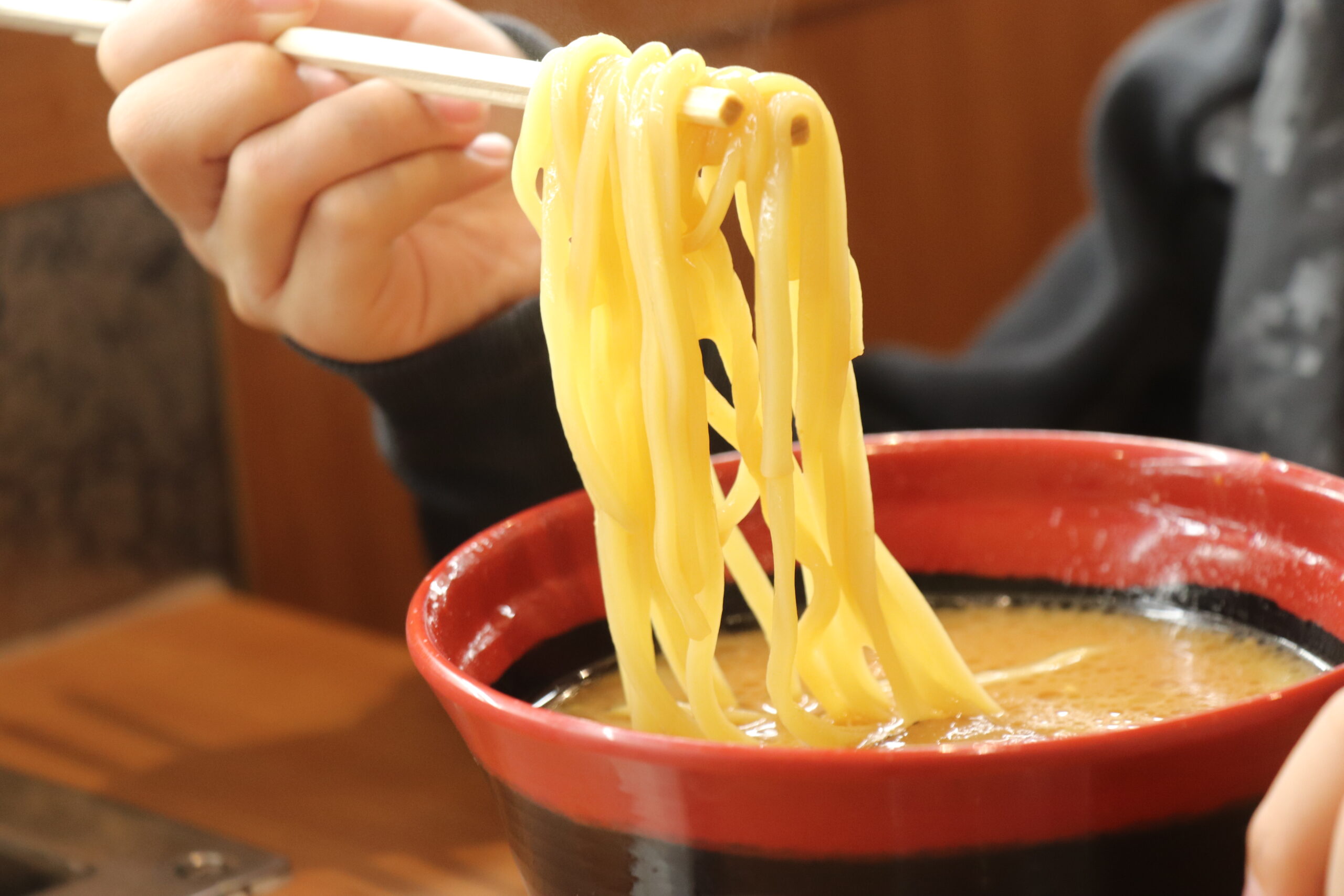 ラーメンは子どもの体に悪い？健康への影響と安心して食べるための工夫を紹介