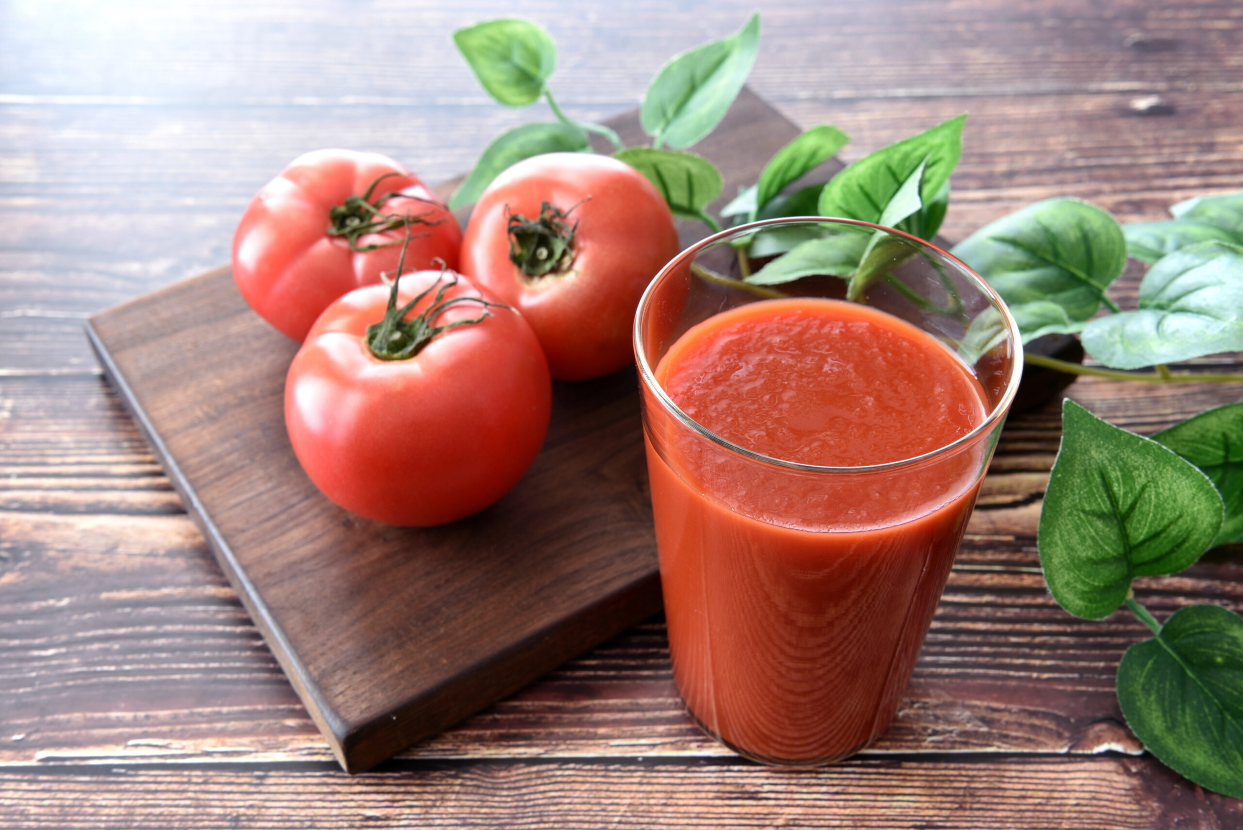 赤い野菜の栄養とは？トマト・パプリカの魅力と子どもが苦手なときの工夫を紹介！