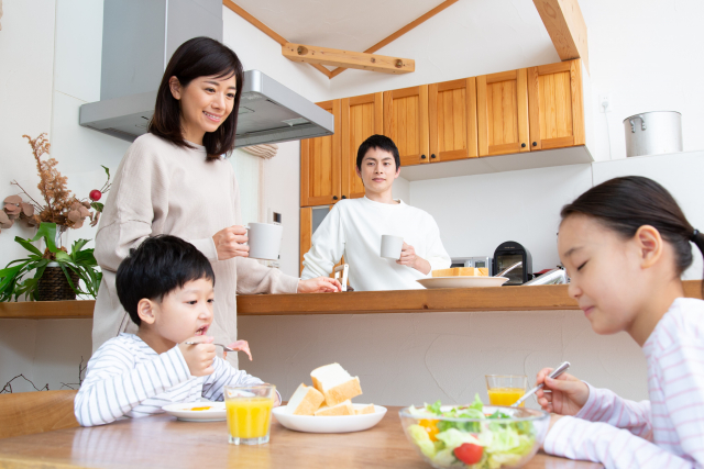 ADHDとASDの併発をもつ子どもの対応方法は？家庭でできるサポートを解説【対応編】