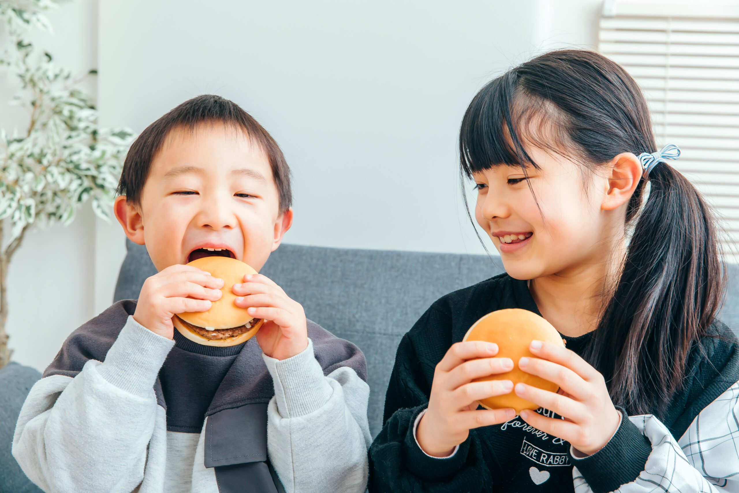 子どもの食事バランスはどう整える？毎食完璧じゃなくても大丈夫！栄養の考え方を紹介
